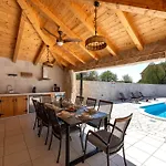 My Dalmatia - Briscola With Private Pool And Amazing Outside Kitchen Vodice