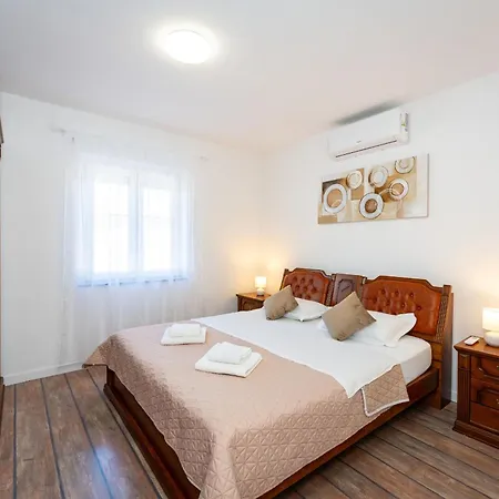 My Dalmatia - Briscola With Private Pool And Amazing Outside Kitchen Vikendica