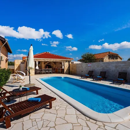 My Dalmatia - Briscola With Private Pool And Amazing Outside Kitchen Vikendica *