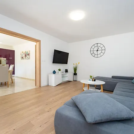 Vikendica My Dalmatia - Briscola With Private Pool And Amazing Outside Kitchen