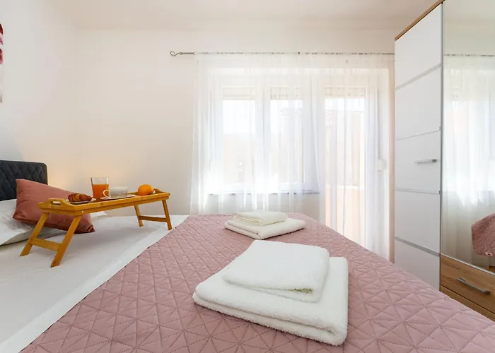 Vakantiehuis My Dalmatia - Briscola With Private Pool And Amazing Outside Kitchen