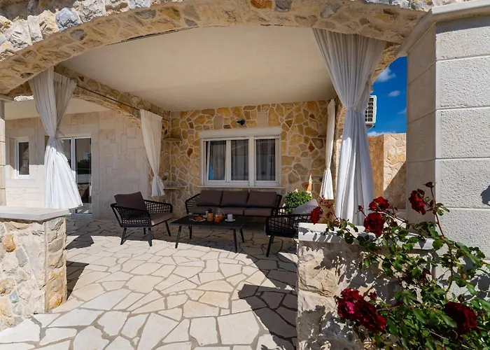 Vakantiehuis My Dalmatia - Briscola With Private Pool And Amazing Outside Kitchen *