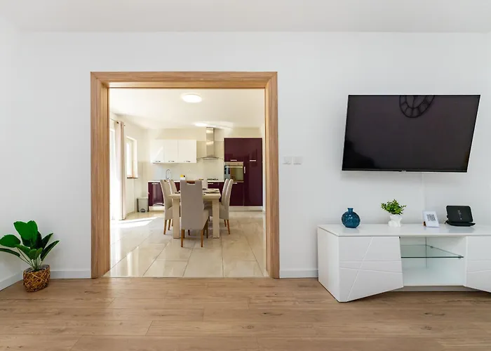 Vakantiehuis My Dalmatia - Briscola With Private Pool And Amazing Outside Kitchen *