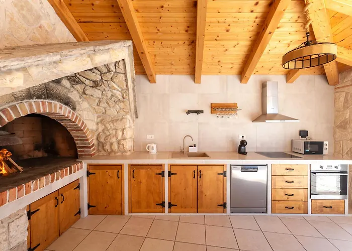 My Dalmatia - Briscola With Private Pool And Amazing Outside Kitchen Vakantiehuis Vodice