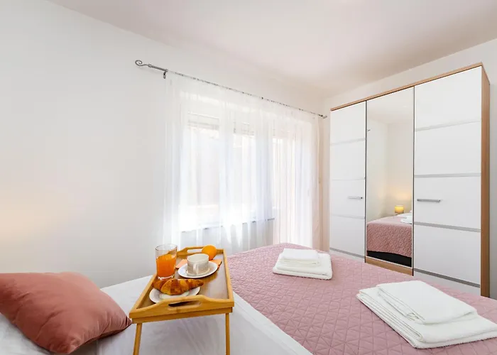 Vakantiehuis My Dalmatia - Briscola With Private Pool And Amazing Outside Kitchen