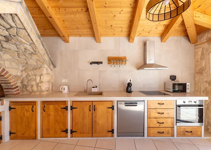 My Dalmatia - Briscola With Private Pool And Amazing Outside Kitchen Vakantiehuis Vodice